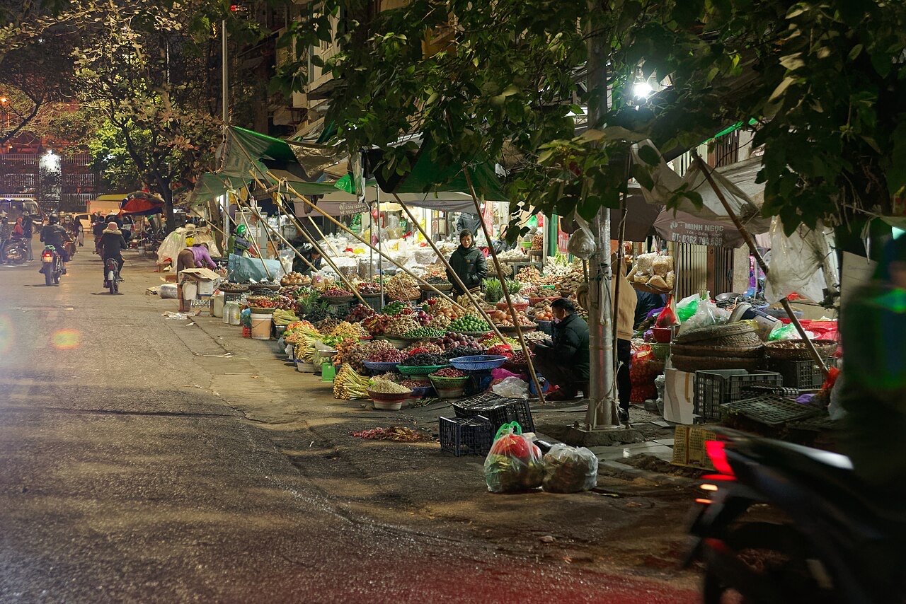 File:Old Quarter market, Hanoi, 20240123 1811 3411.jpg