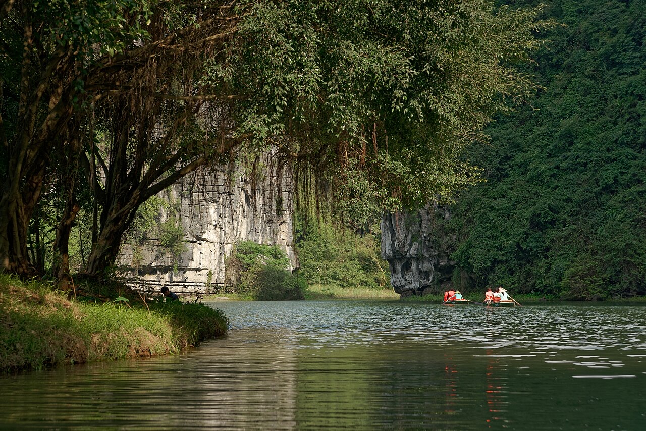 File:Trang An Landscape Complex, Ninh Binh Province, Vietnam, 20240202 1456 5313.jpg